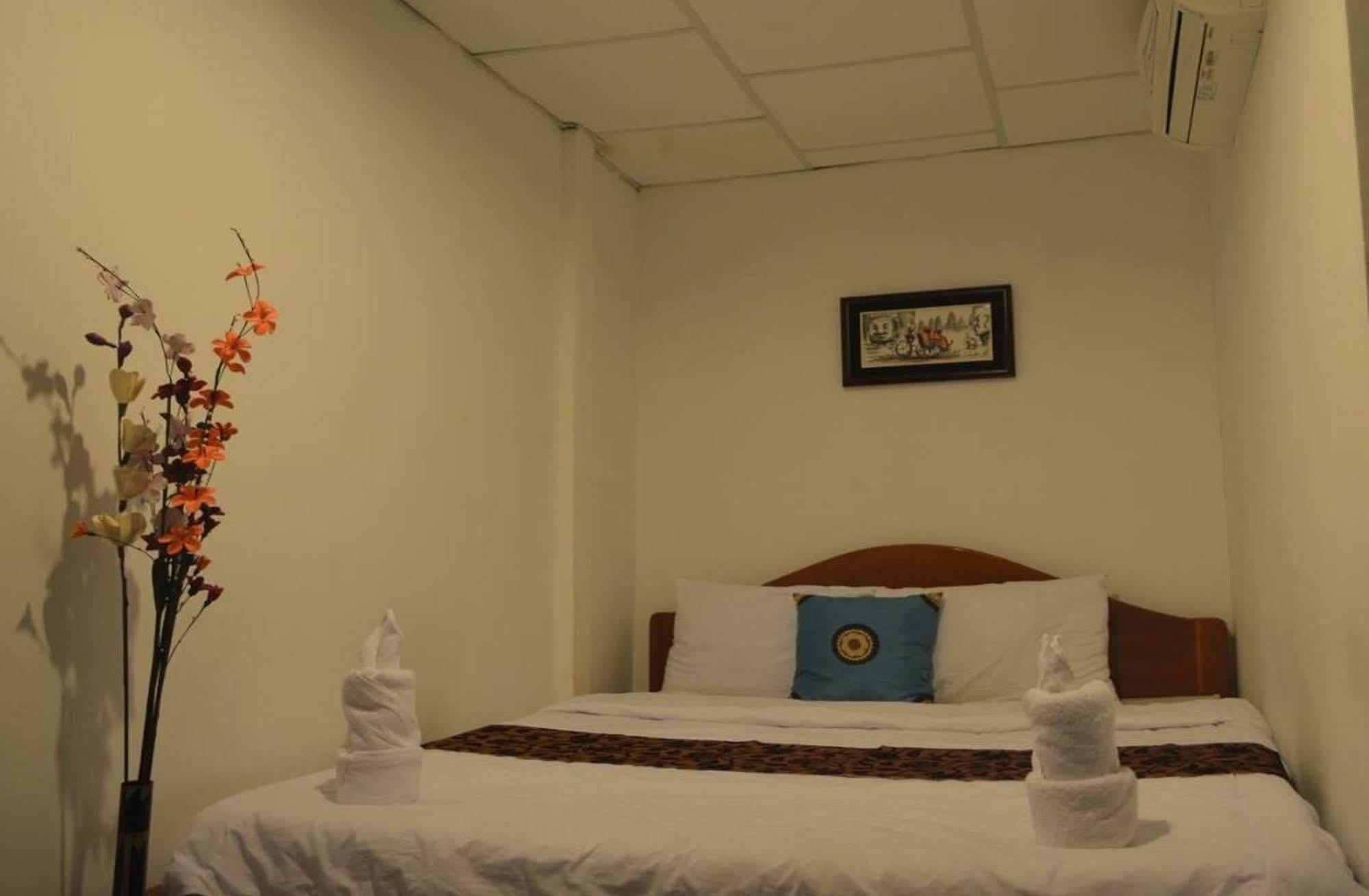 Blue Home Villa 2 Πνομ Πενχ Εξωτερικό φωτογραφία
